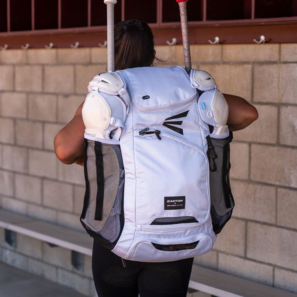 Mochila Receptor Easton Jen Schro_Blanco__Sports Zona