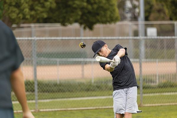 Pelota SKLZ entrenamiento de impactoBéisbol Impact 9"Sports Zona